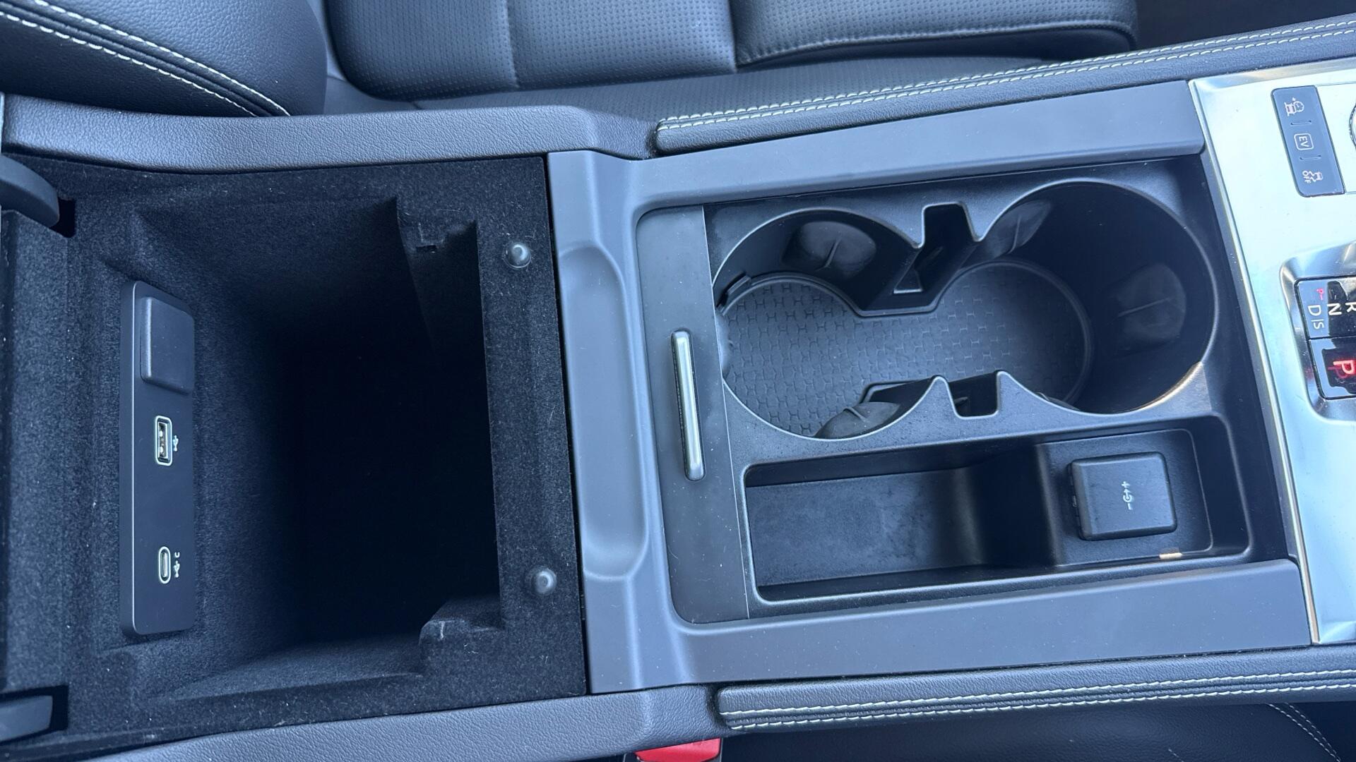 Jaguar F-Pace view 57