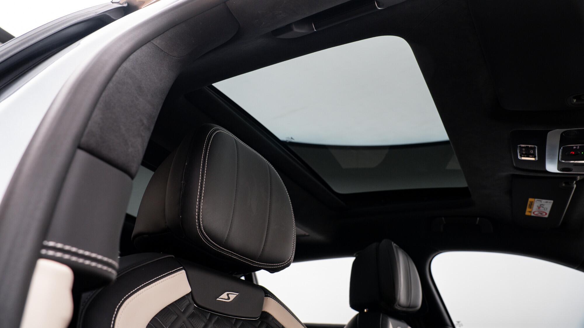 Bentley Flying Spur view 7