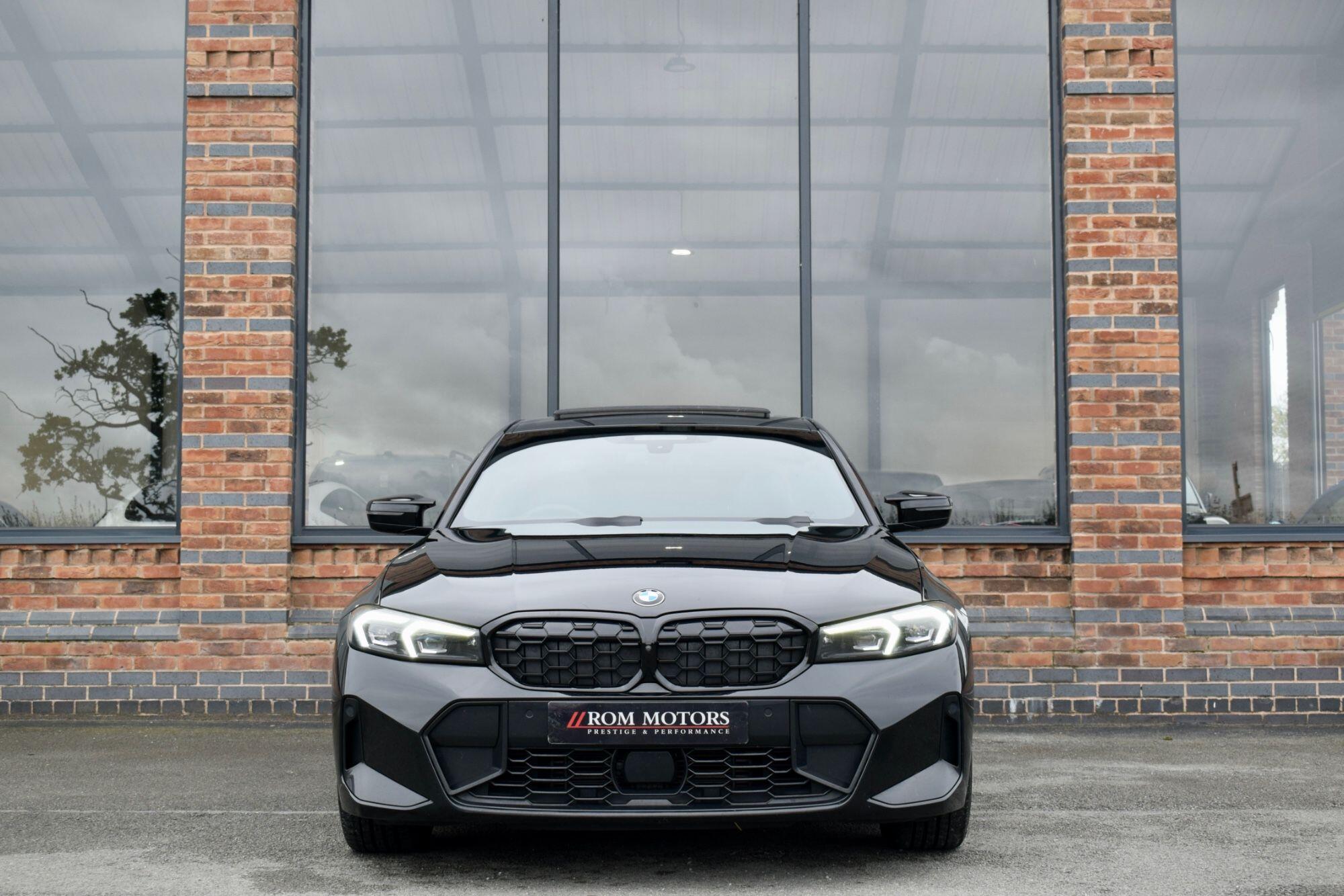 BMW 3 Series view 4