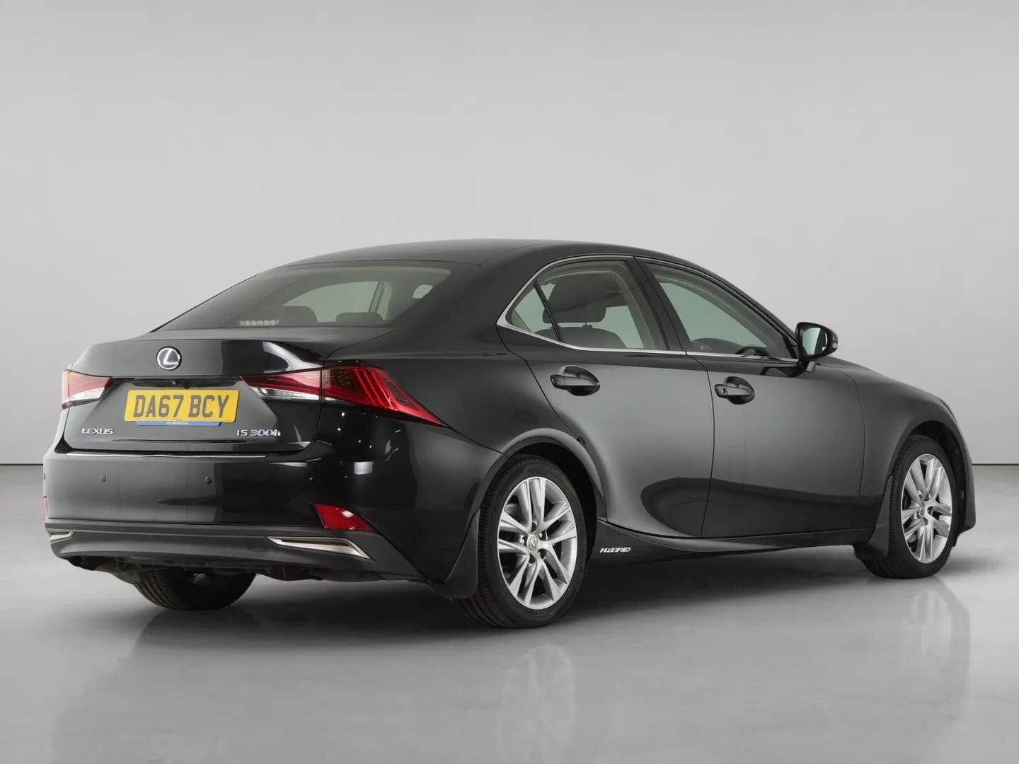 Lexus Is view 10