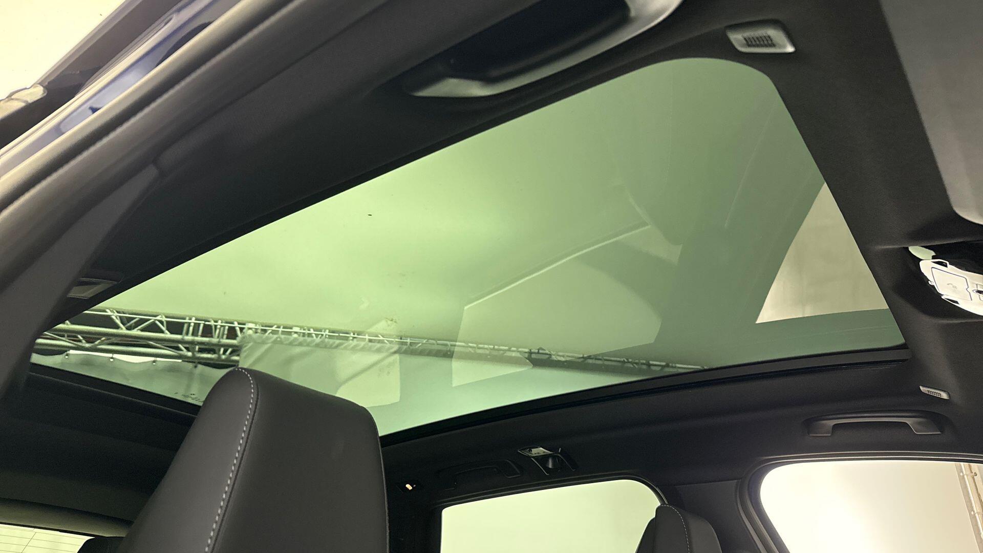 BMW X3 view 21