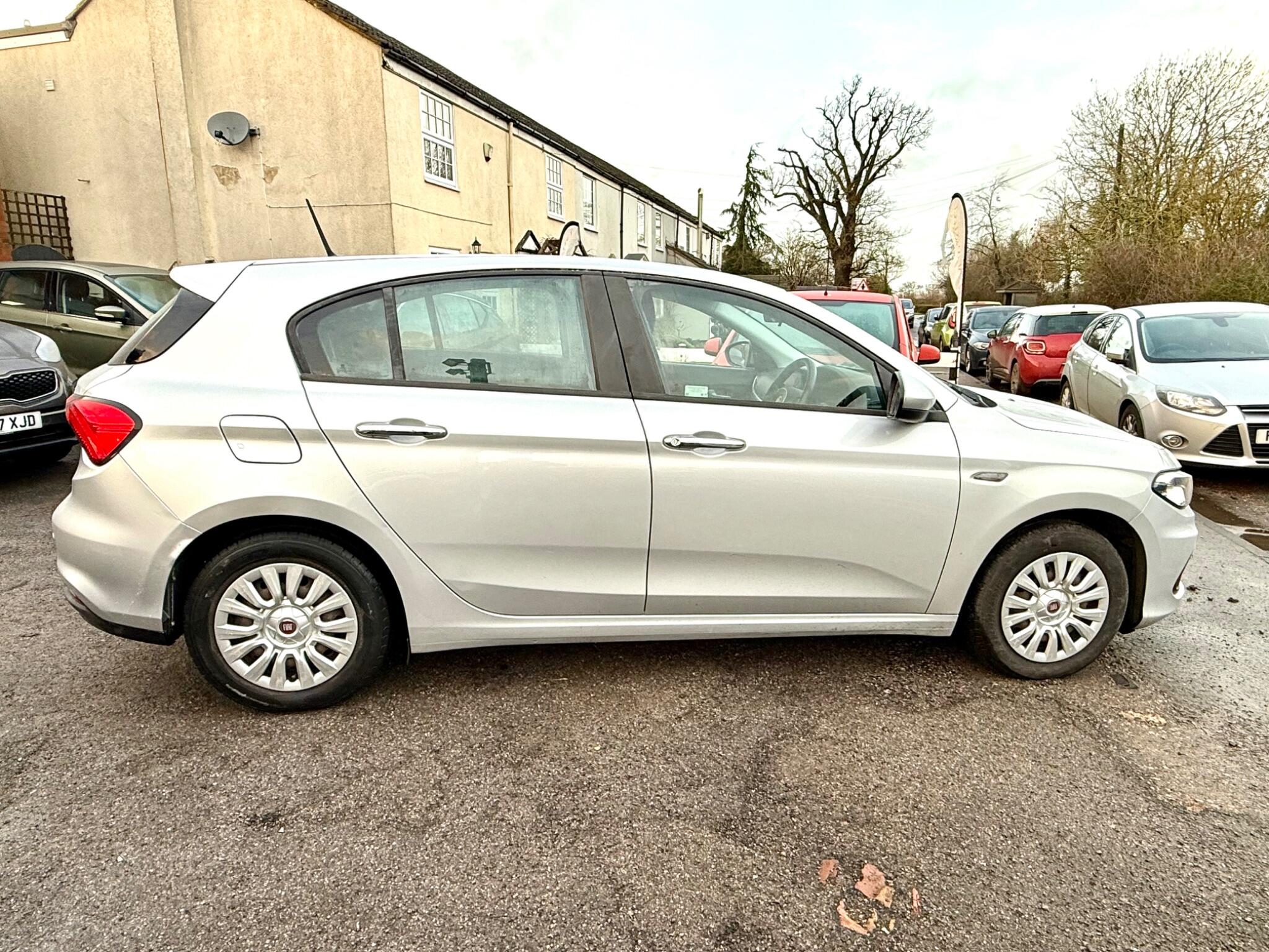 2017 Fiat Tipo 1.4 MPI Easy Euro 6 5dr • 74,447 miles image 6