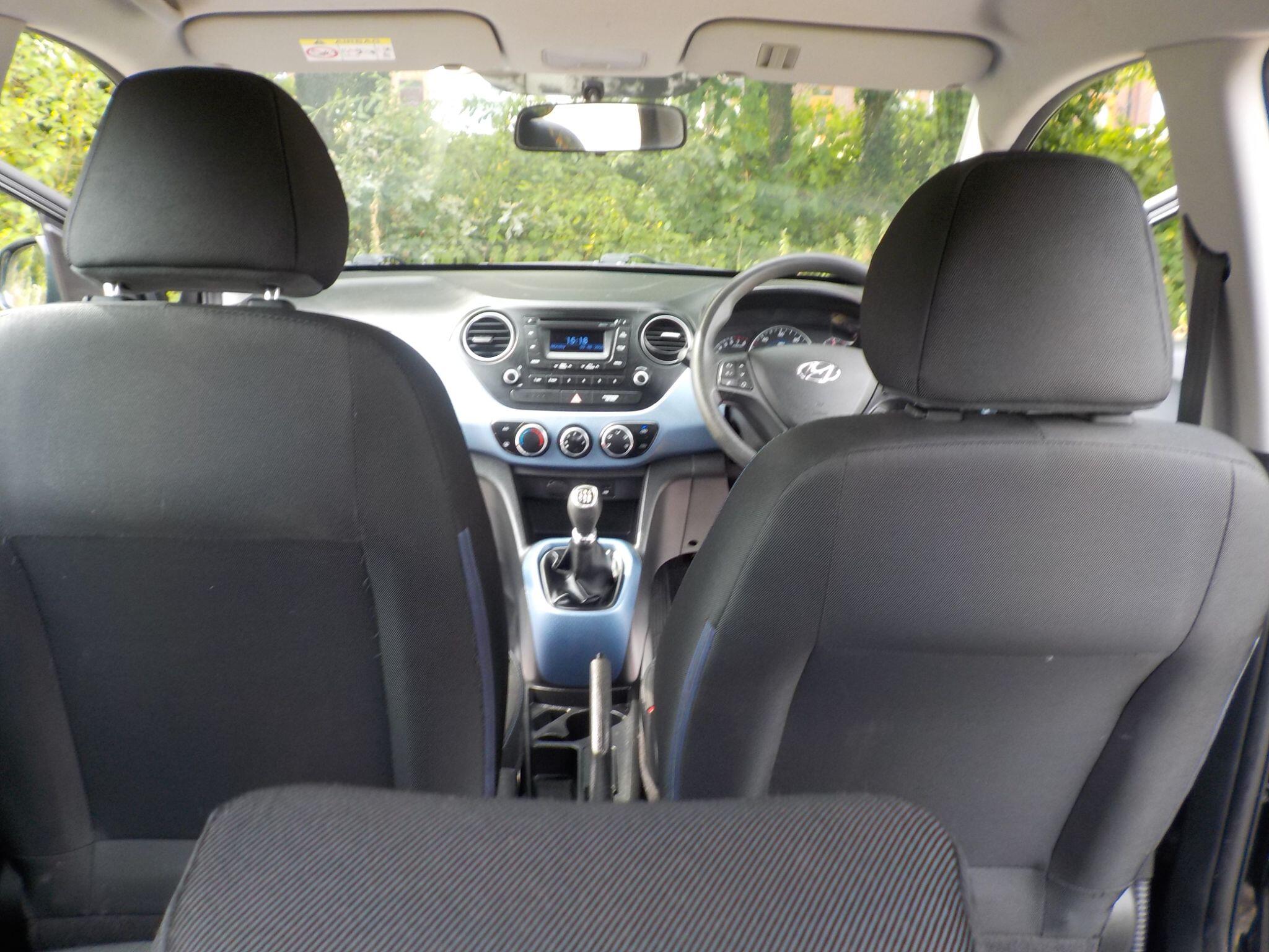 Hyundai i10 1.0 SE Euro 5 5dr
