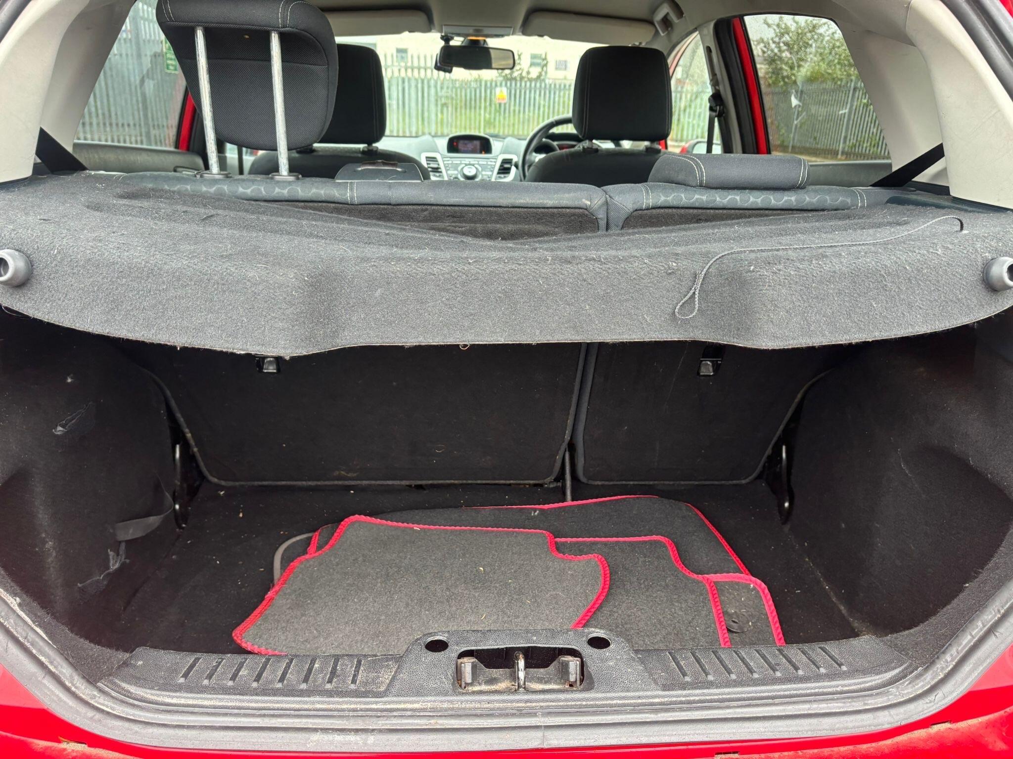 Ford Fiesta view 47