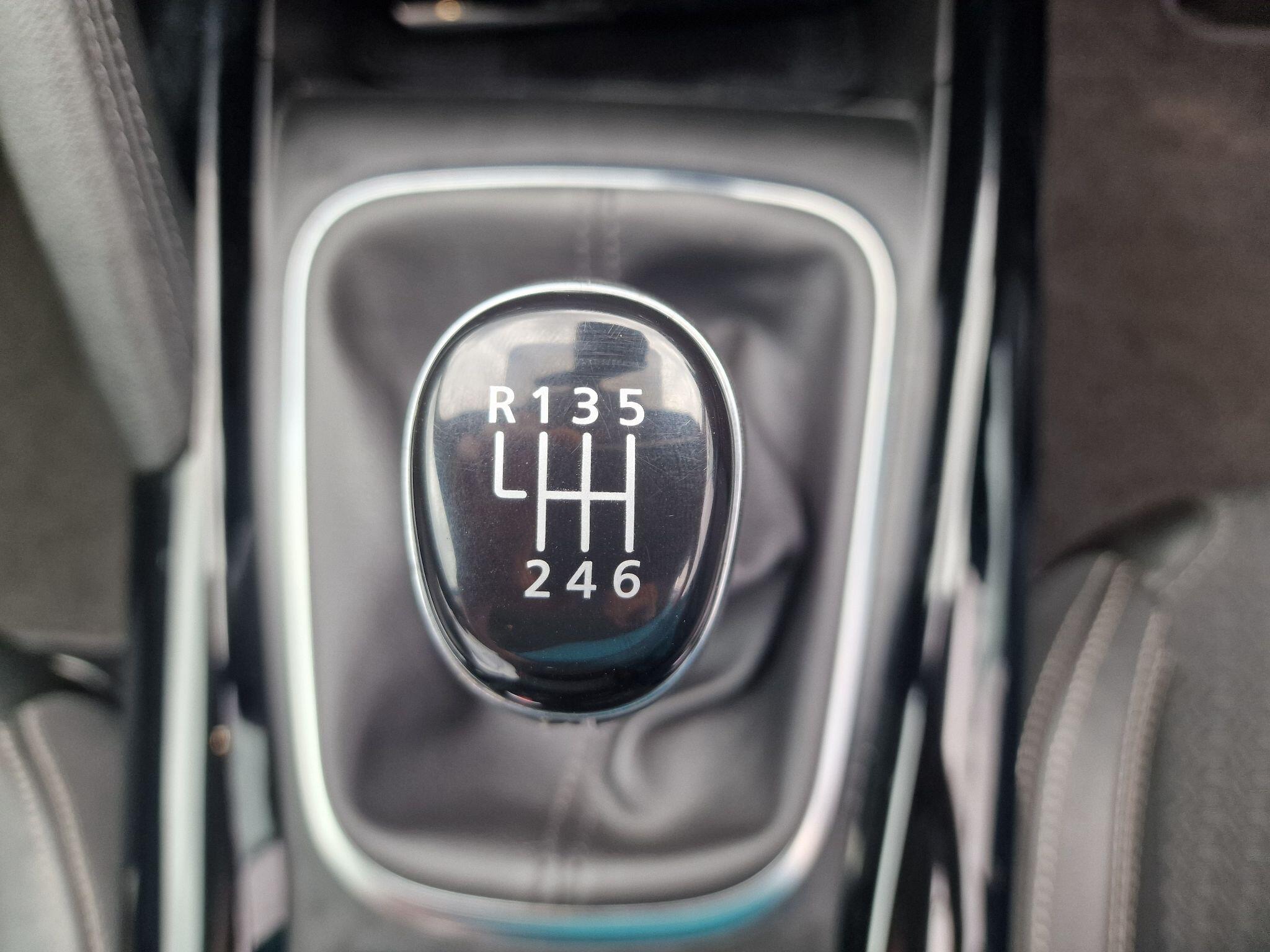 Renault Kadjar view 28