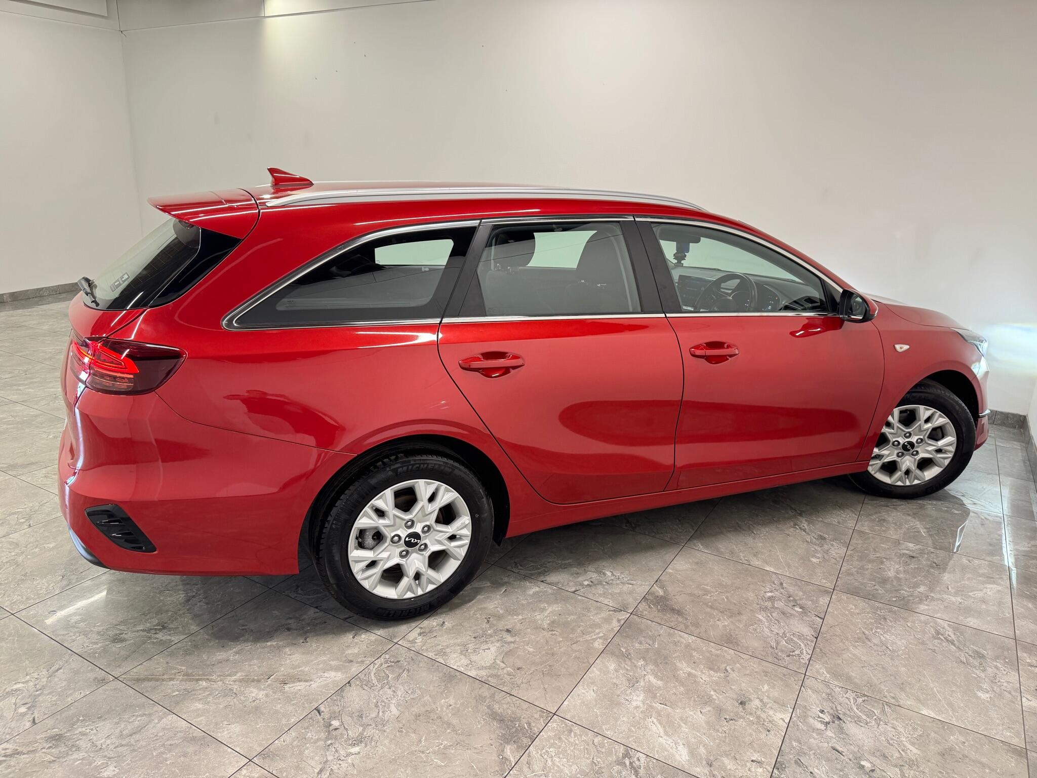 Kia Ceed view 8