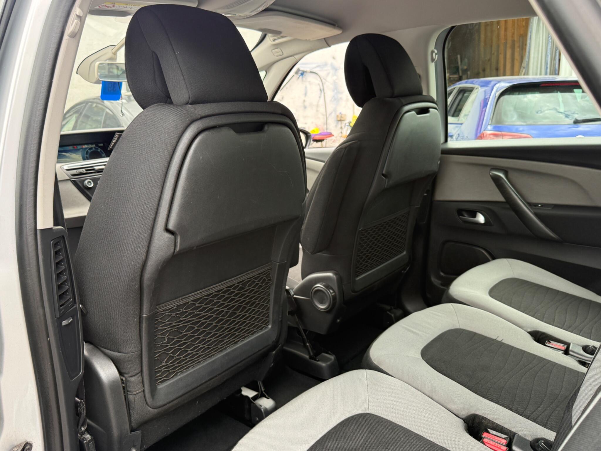 Citroen C4 Picasso - Image 49