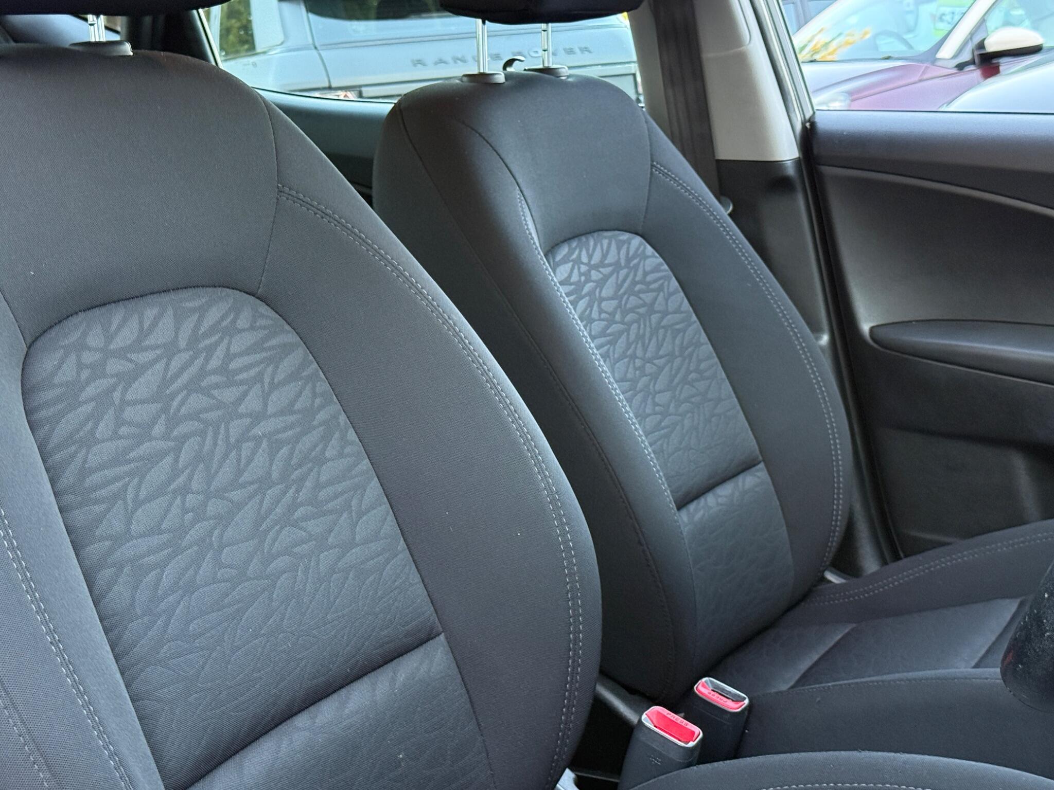 Hyundai ix20 - Image 31