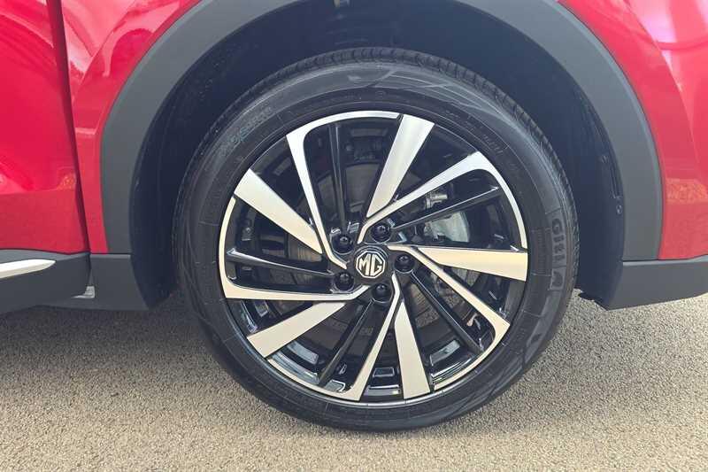 MG ZS view 42