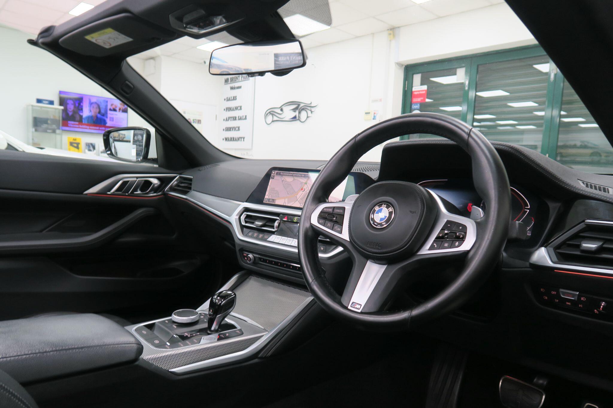 BMW 4 Series view 11
