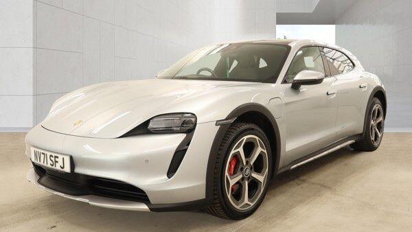 Porsche Taycan view 3