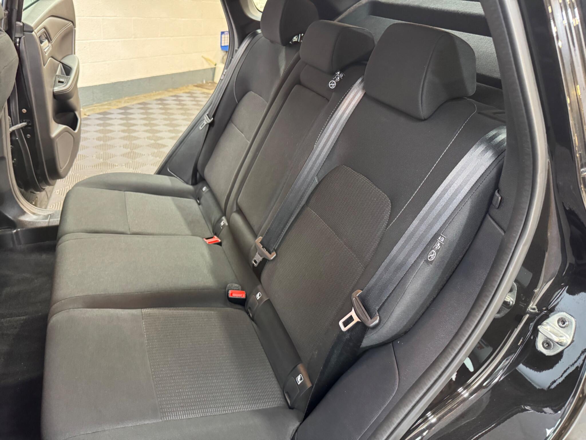 Nissan Qashqai view 25