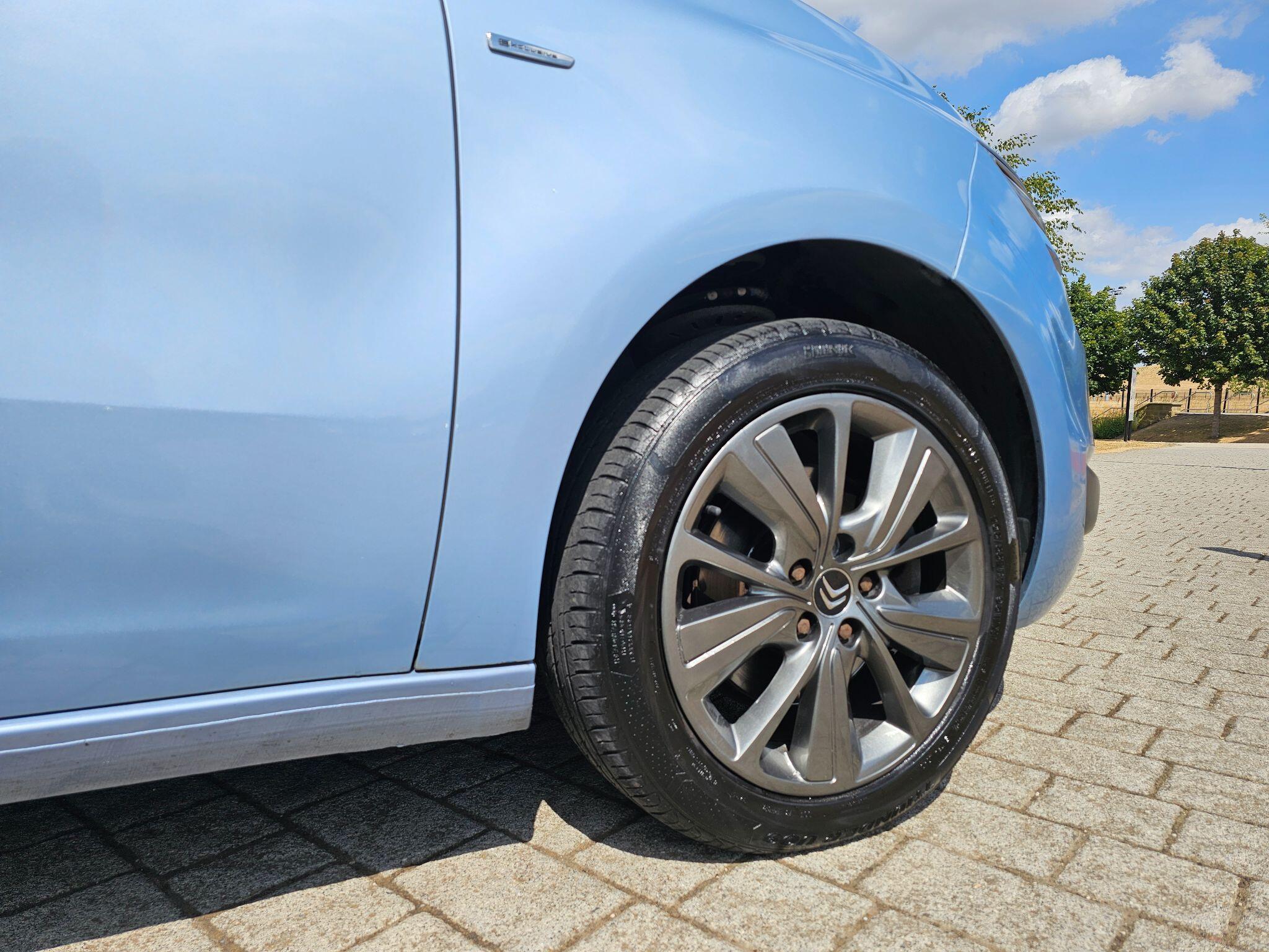 Citroen Grand C4 Picasso view 9