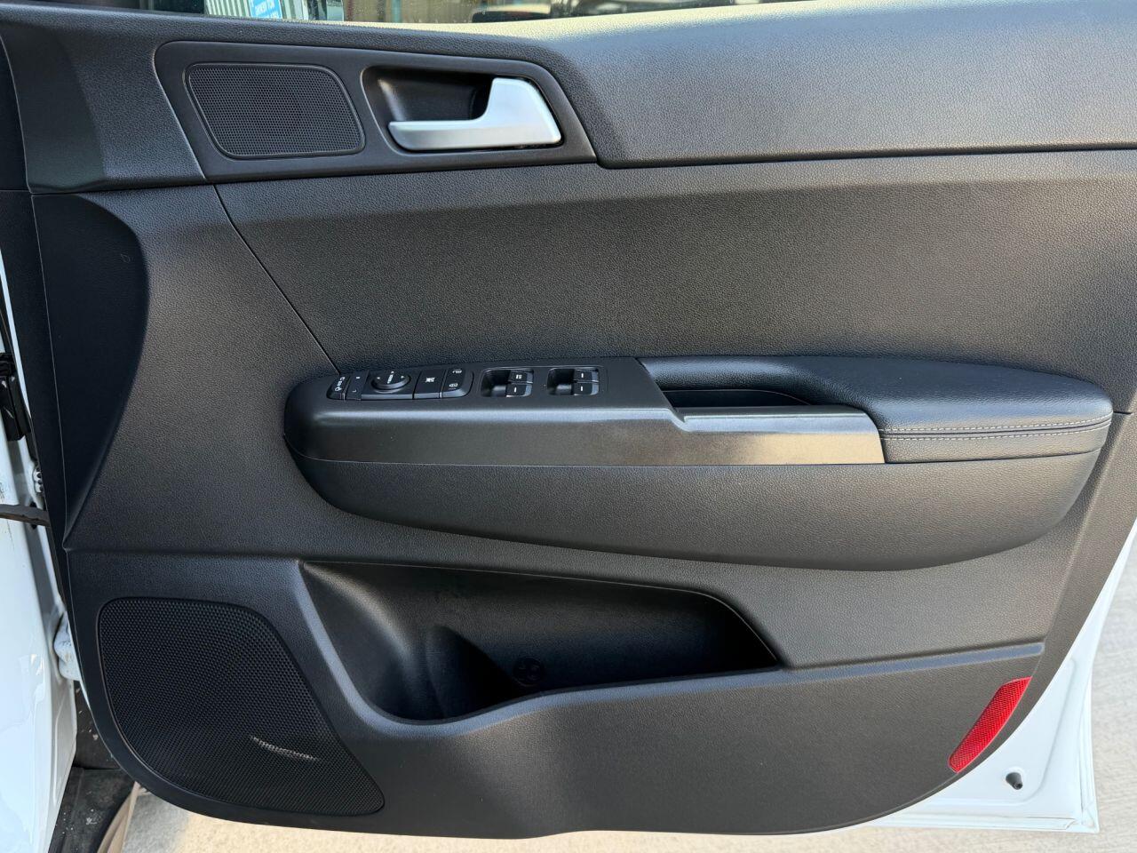Kia Sportage view 15