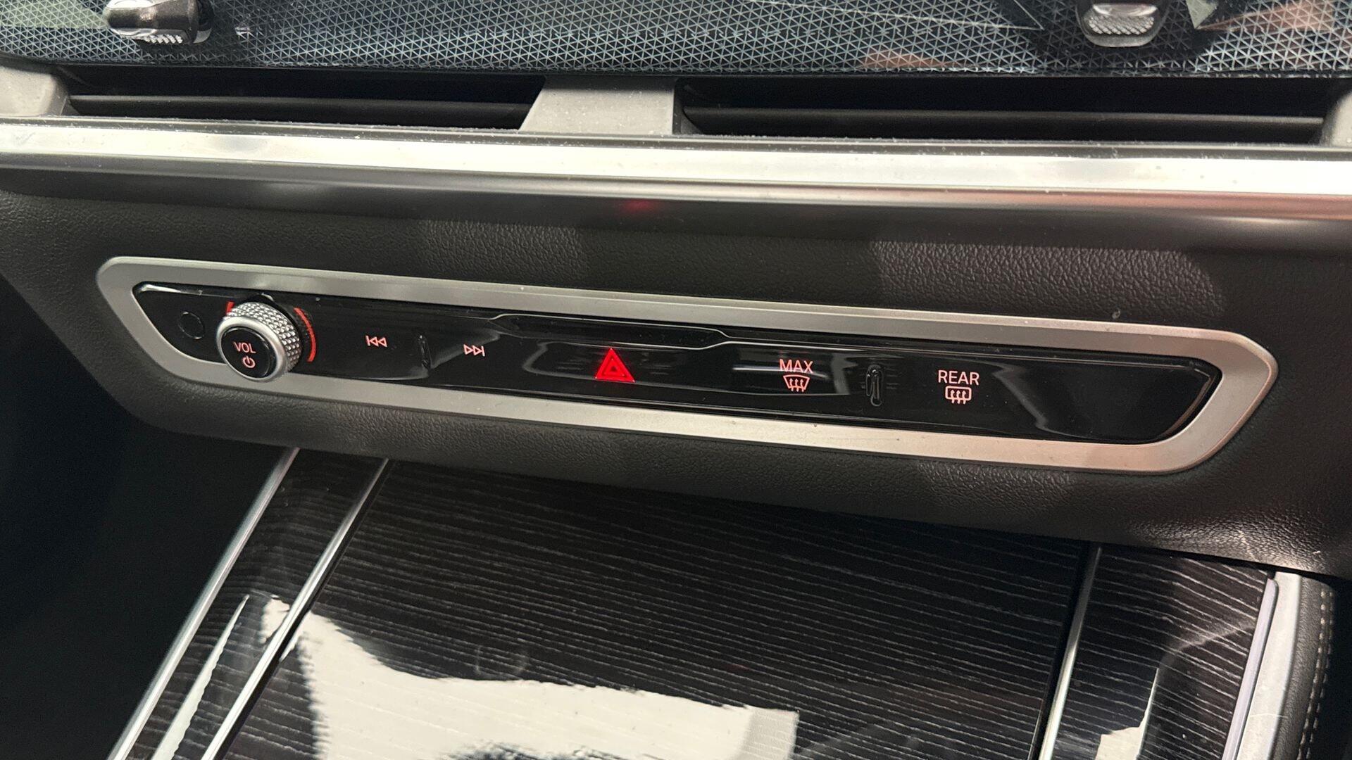 BMW X5 view 26