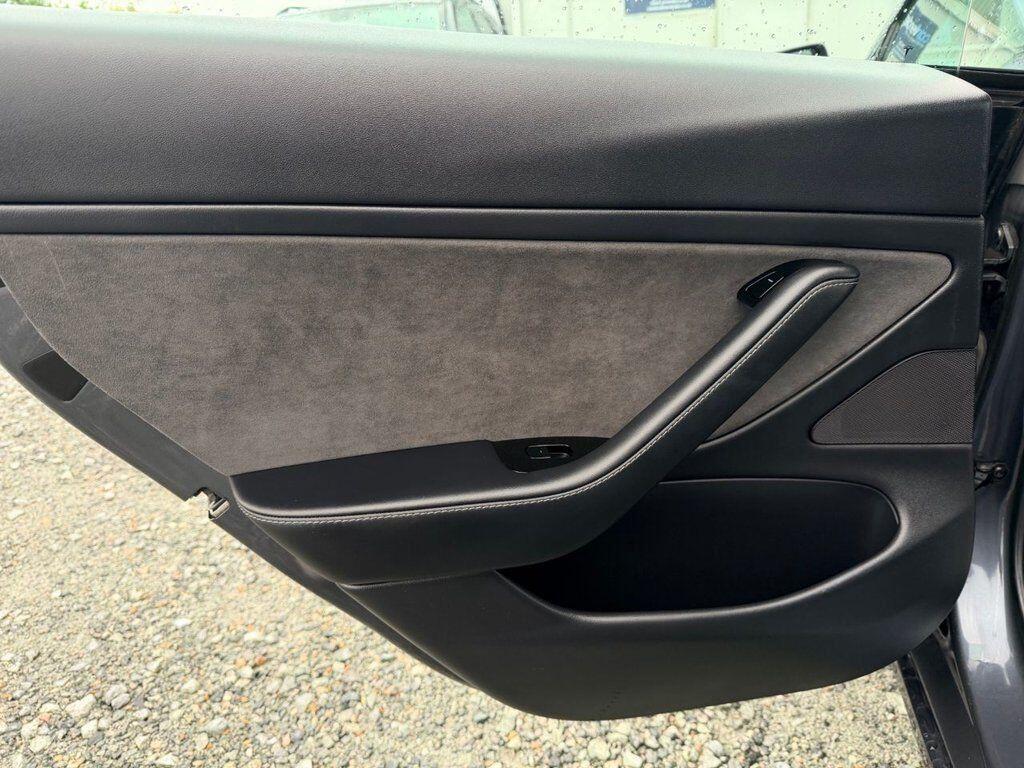 Tesla Model 3 view 23
