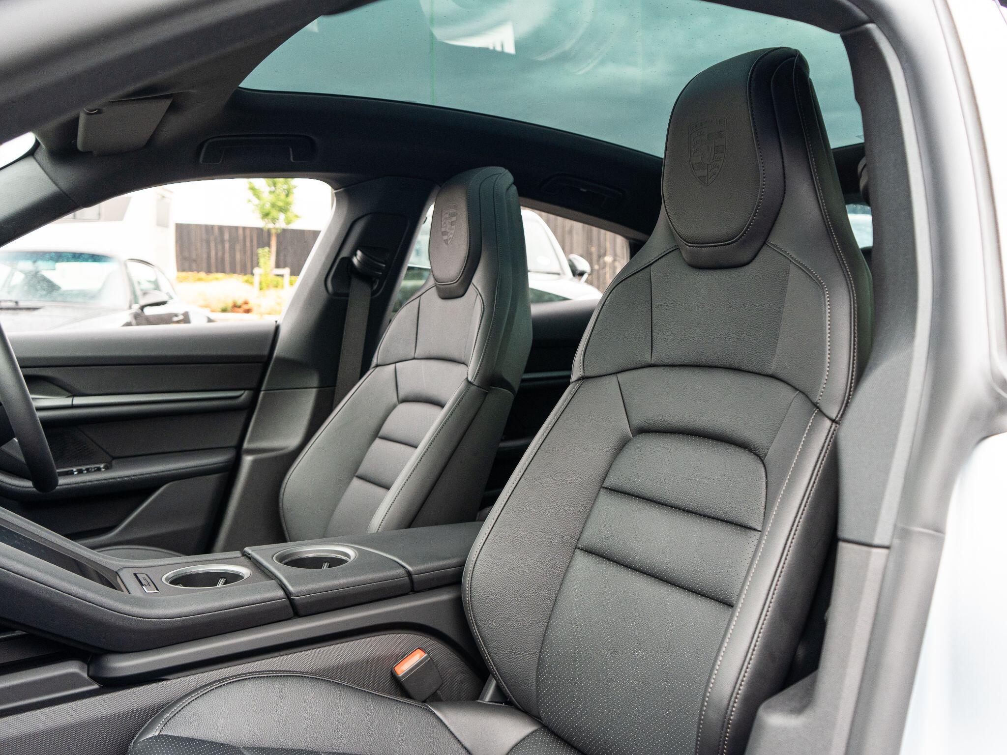Porsche Taycan view 26