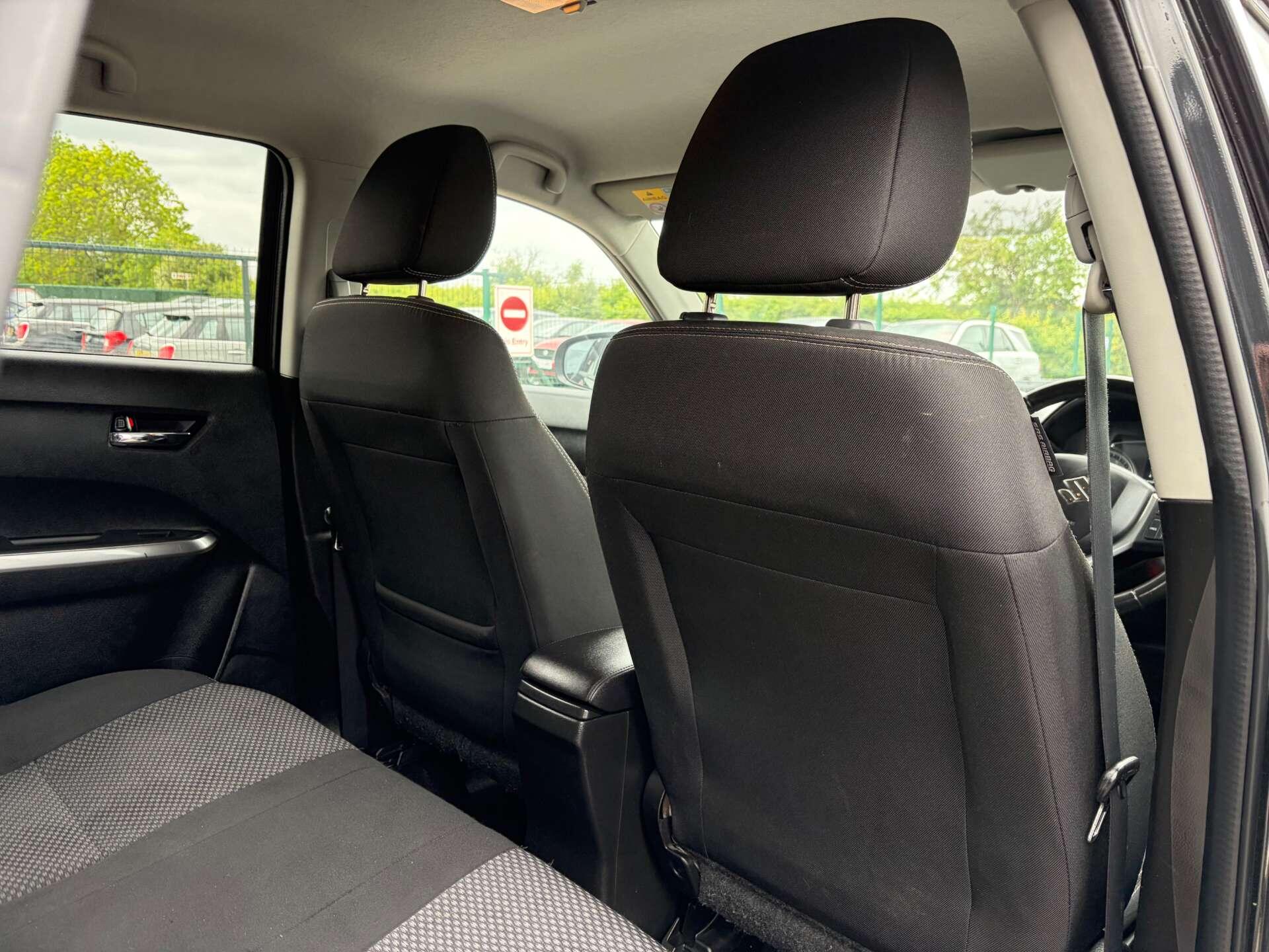 Suzuki Vitara view 29