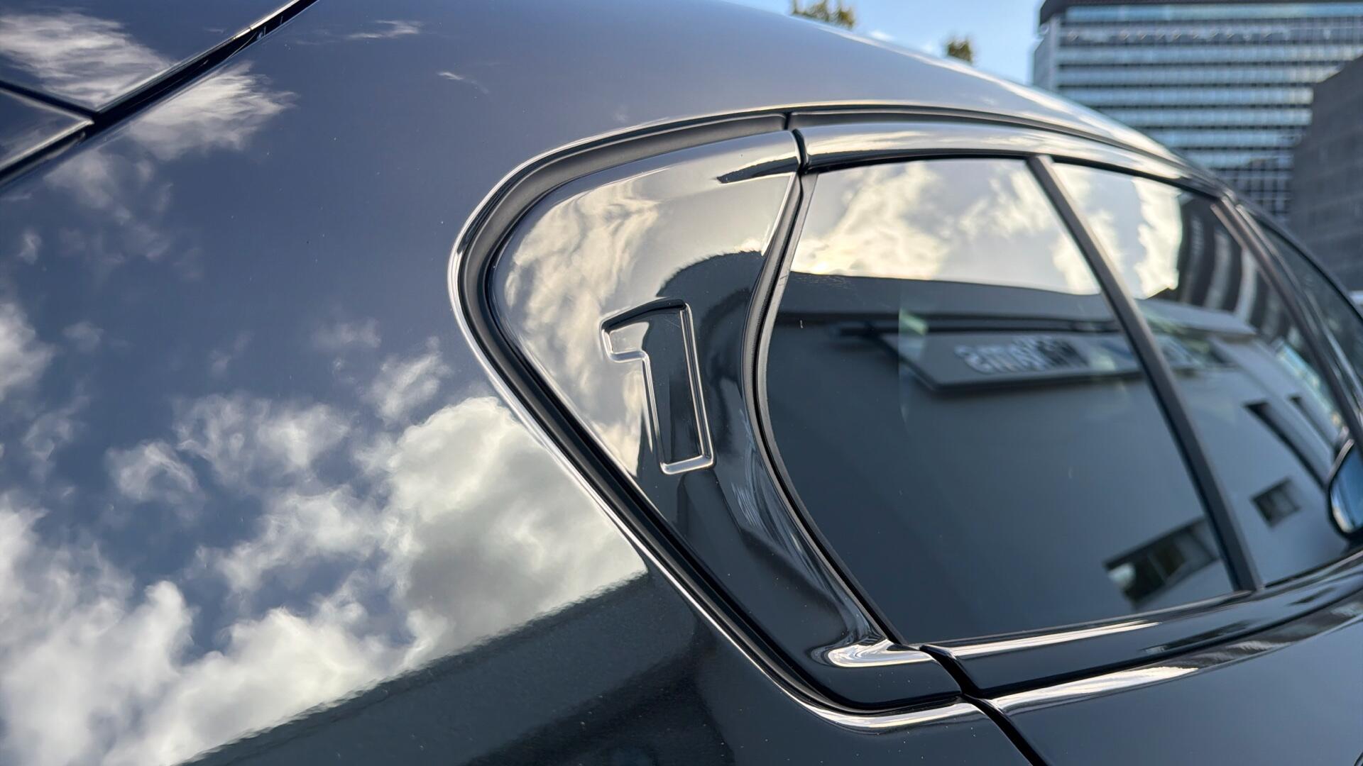 BMW 1 Series view 44