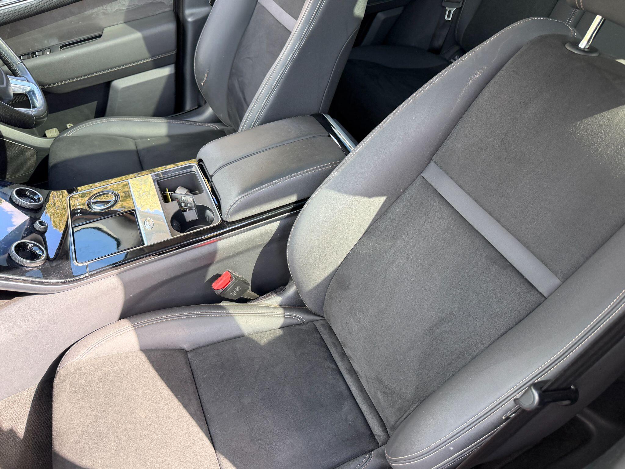 Land Rover Range Rover Velar view 30