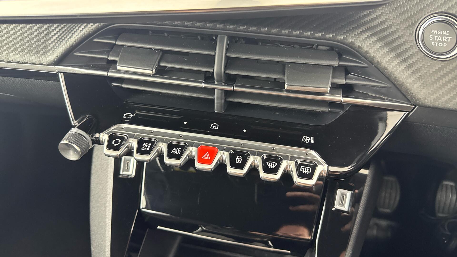 Peugeot 2008 view 27