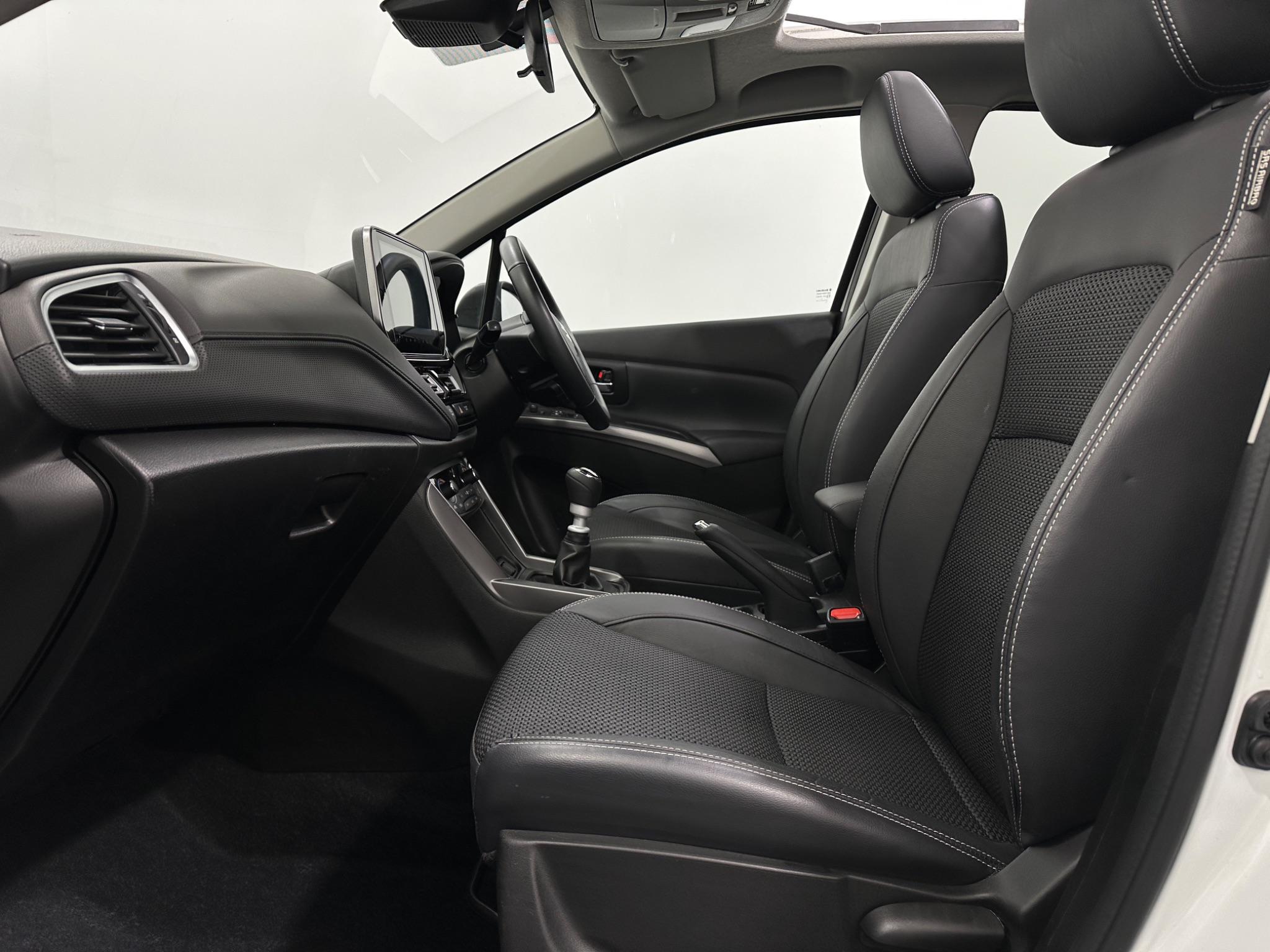 Suzuki S-Cross view 33
