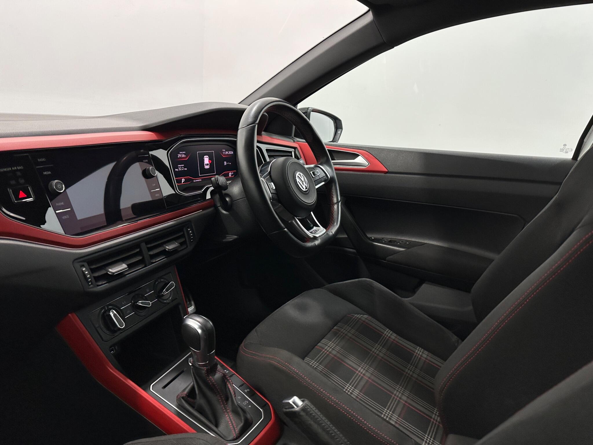 Volkswagen Polo view 30