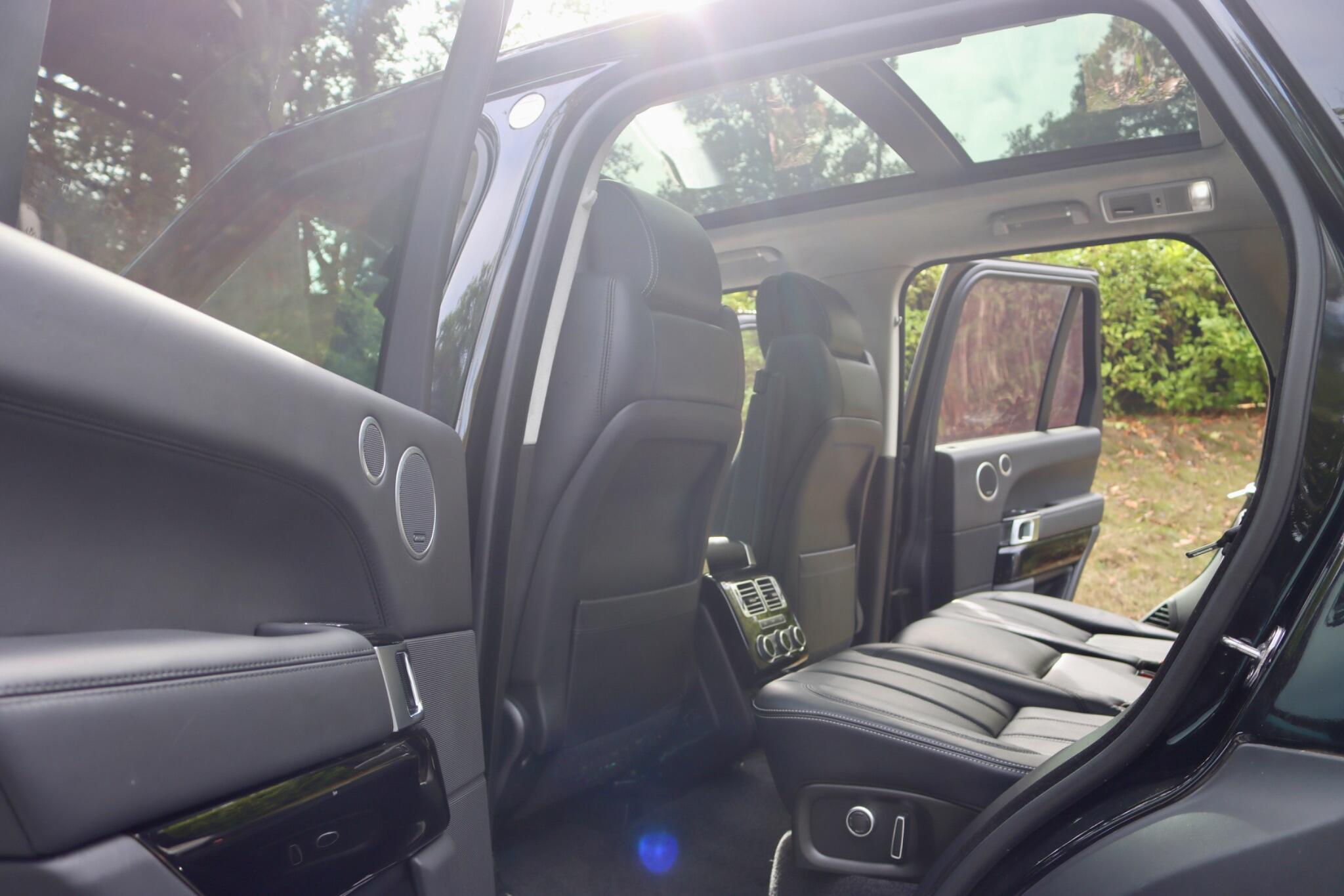 Land Rover Range Rover view 8