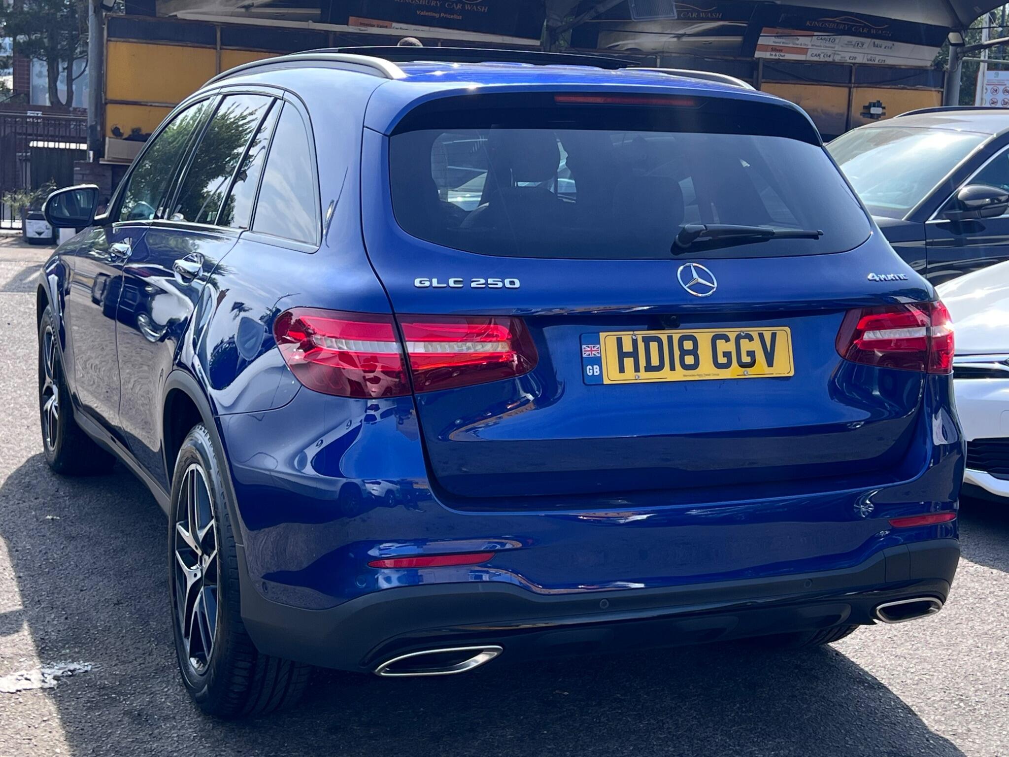 Mercedes-Benz GLC view 13