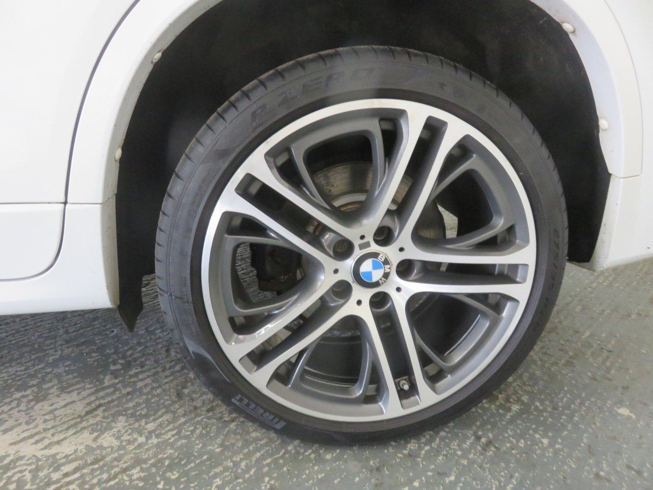 BMW X4 view 66