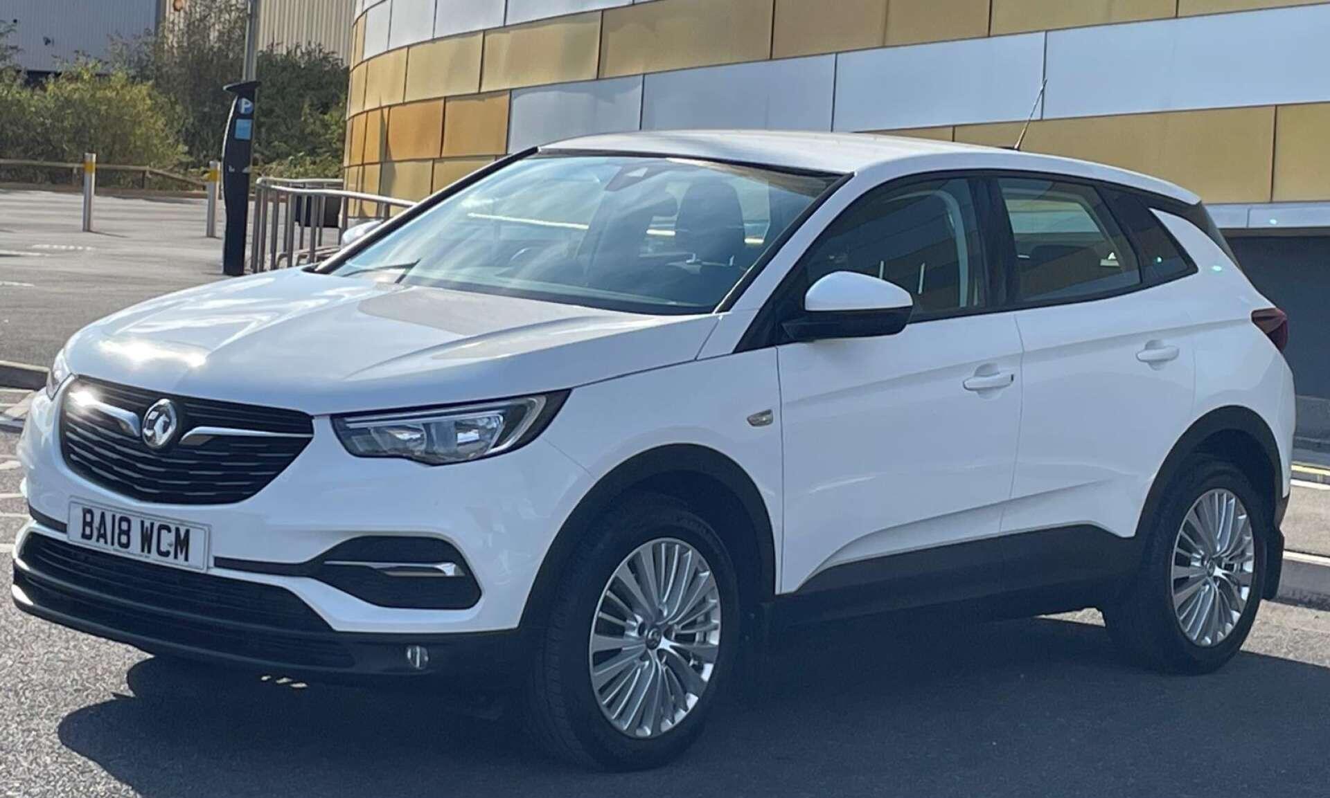 Vauxhall Grandland X view 16
