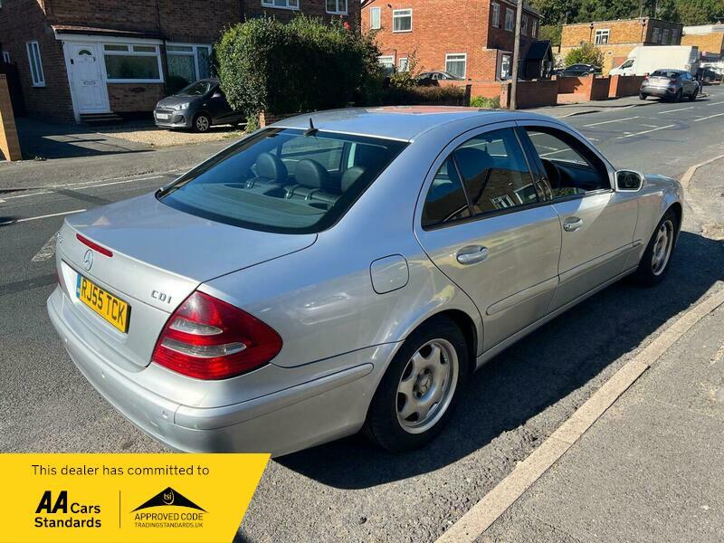 2005 Mercedes-Benz E Class image 4