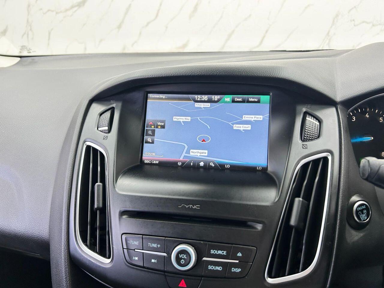 Ford Focus view 16