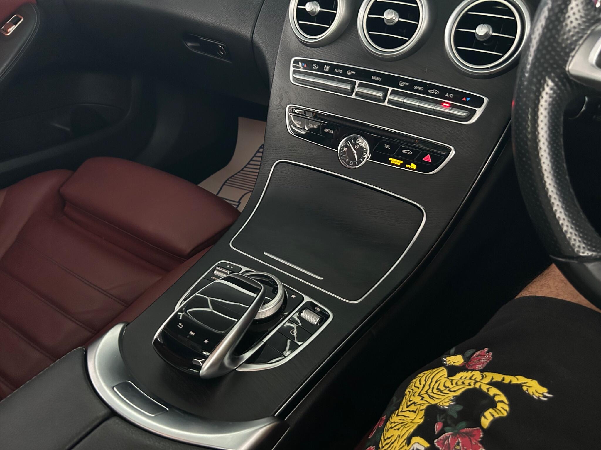 Mercedes-Benz C Class view 10