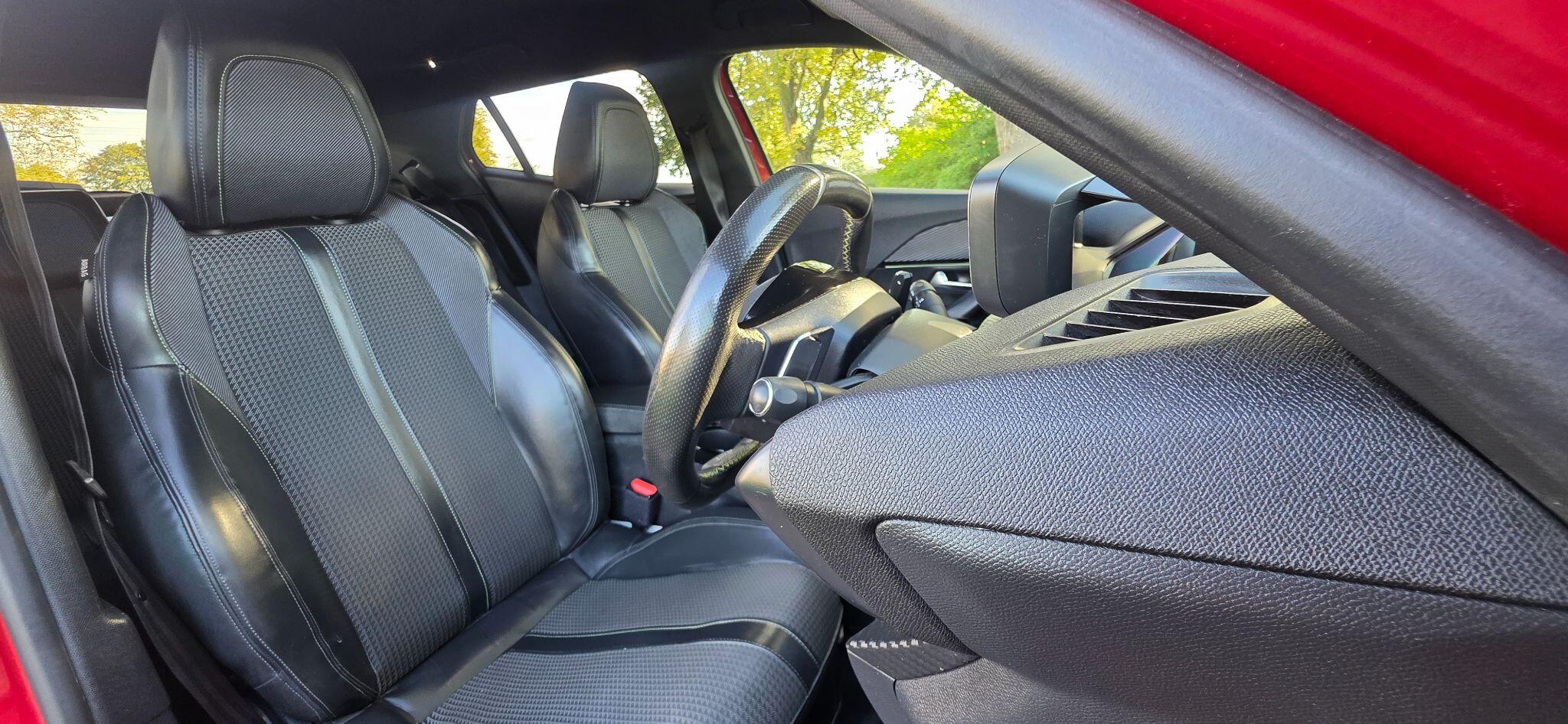 Peugeot 2008 view 28
