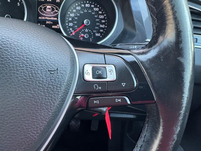 Volkswagen Tiguan view 38
