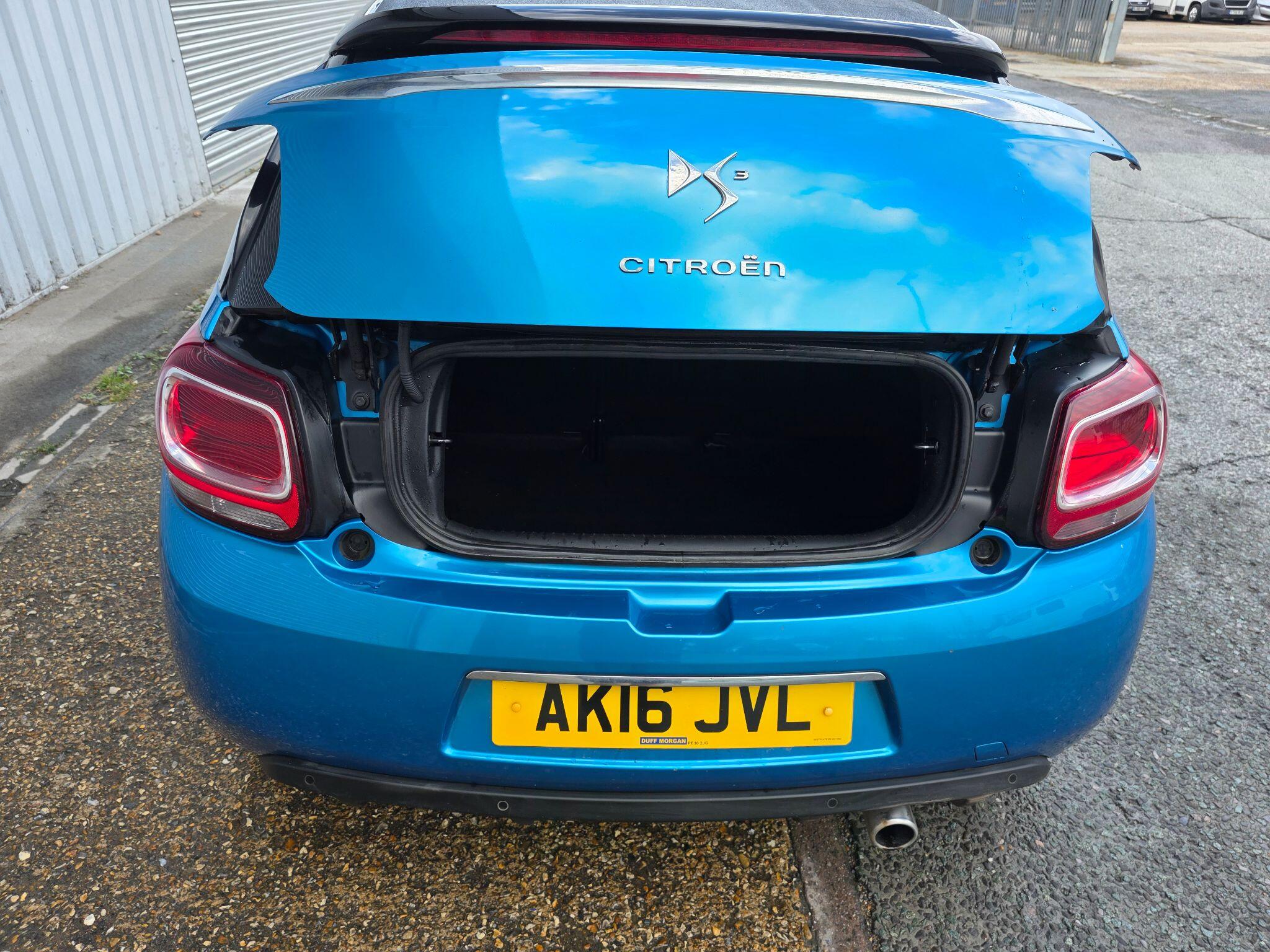 Citroen DS3 view 11