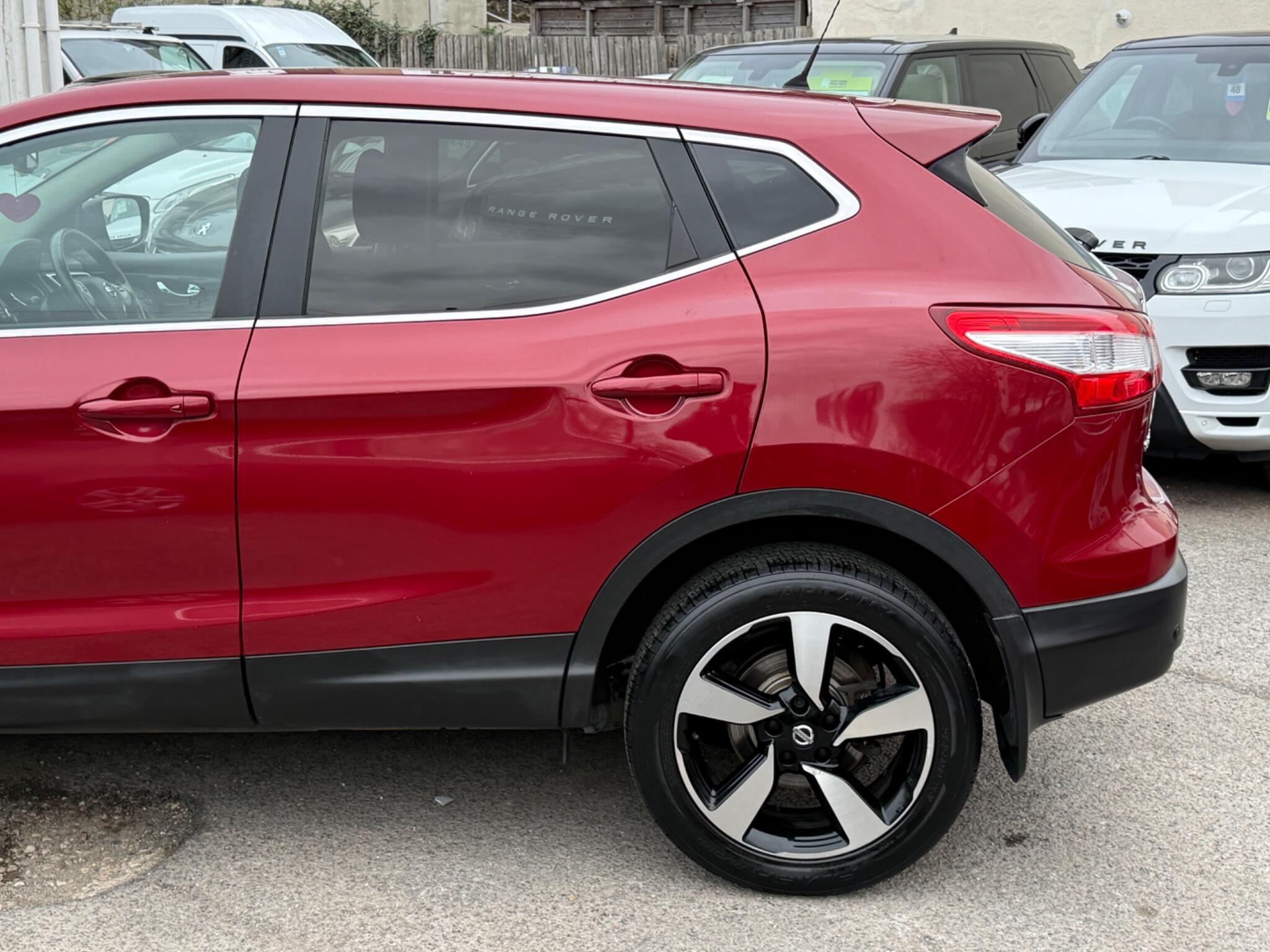 Nissan Qashqai - Image 13