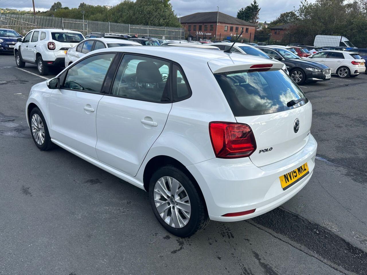 Volkswagen Polo view 4