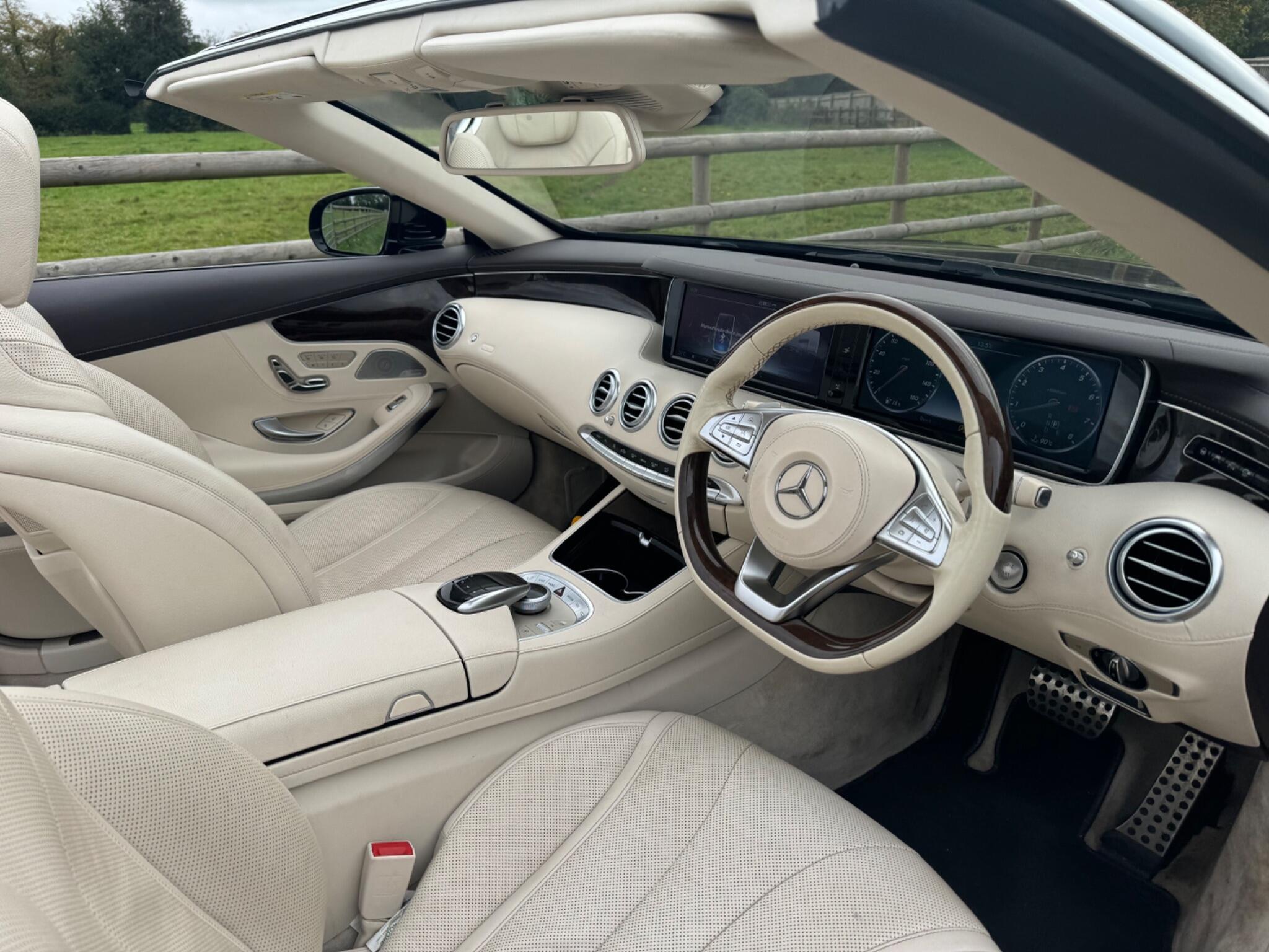 Mercedes-Benz S-Class view 12