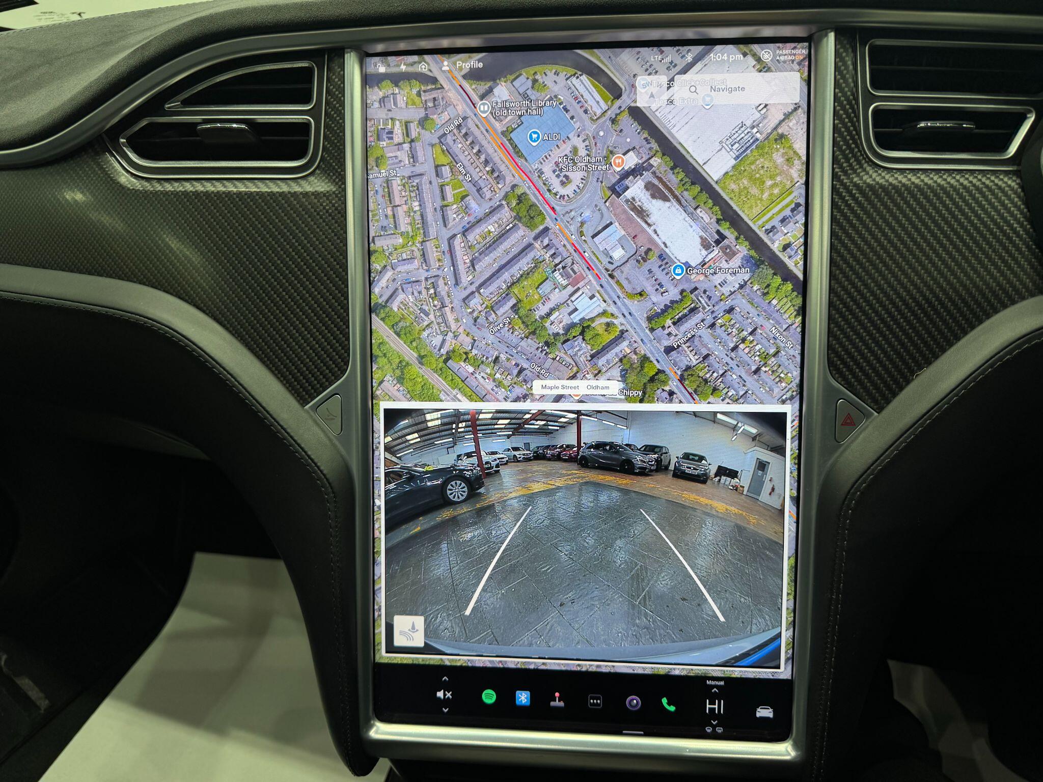 Tesla Model S view 34