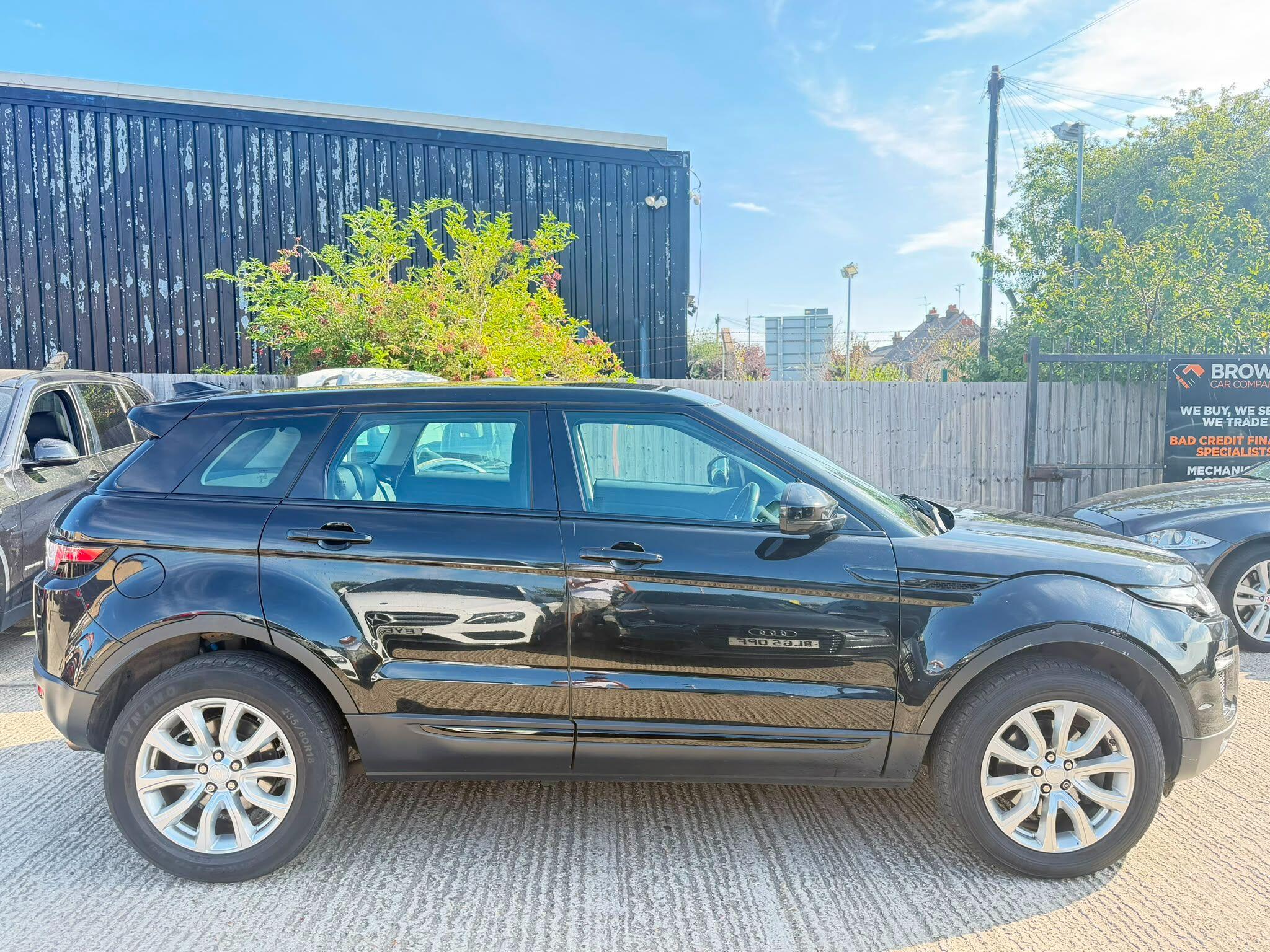 Land Rover Range Rover Evoque view 8