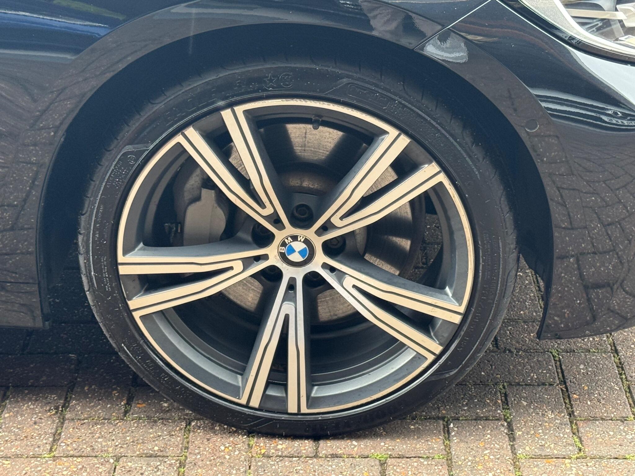 BMW 3 Series view 42