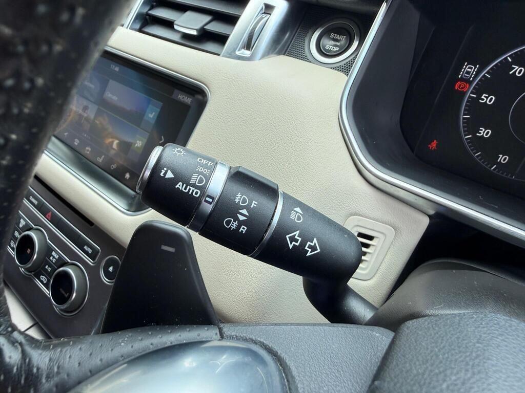 Land Rover Range Rover Sport view 26