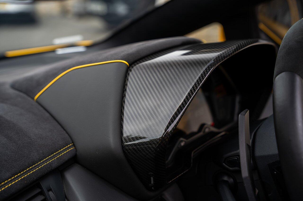 Lamborghini Aventador view 70