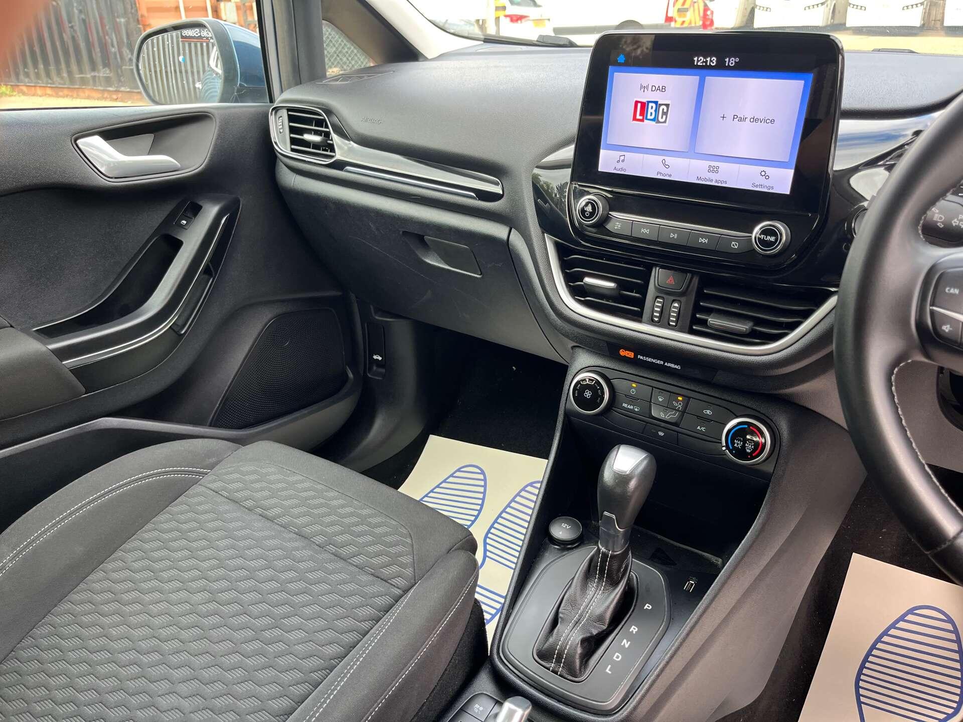 Ford Fiesta view 38