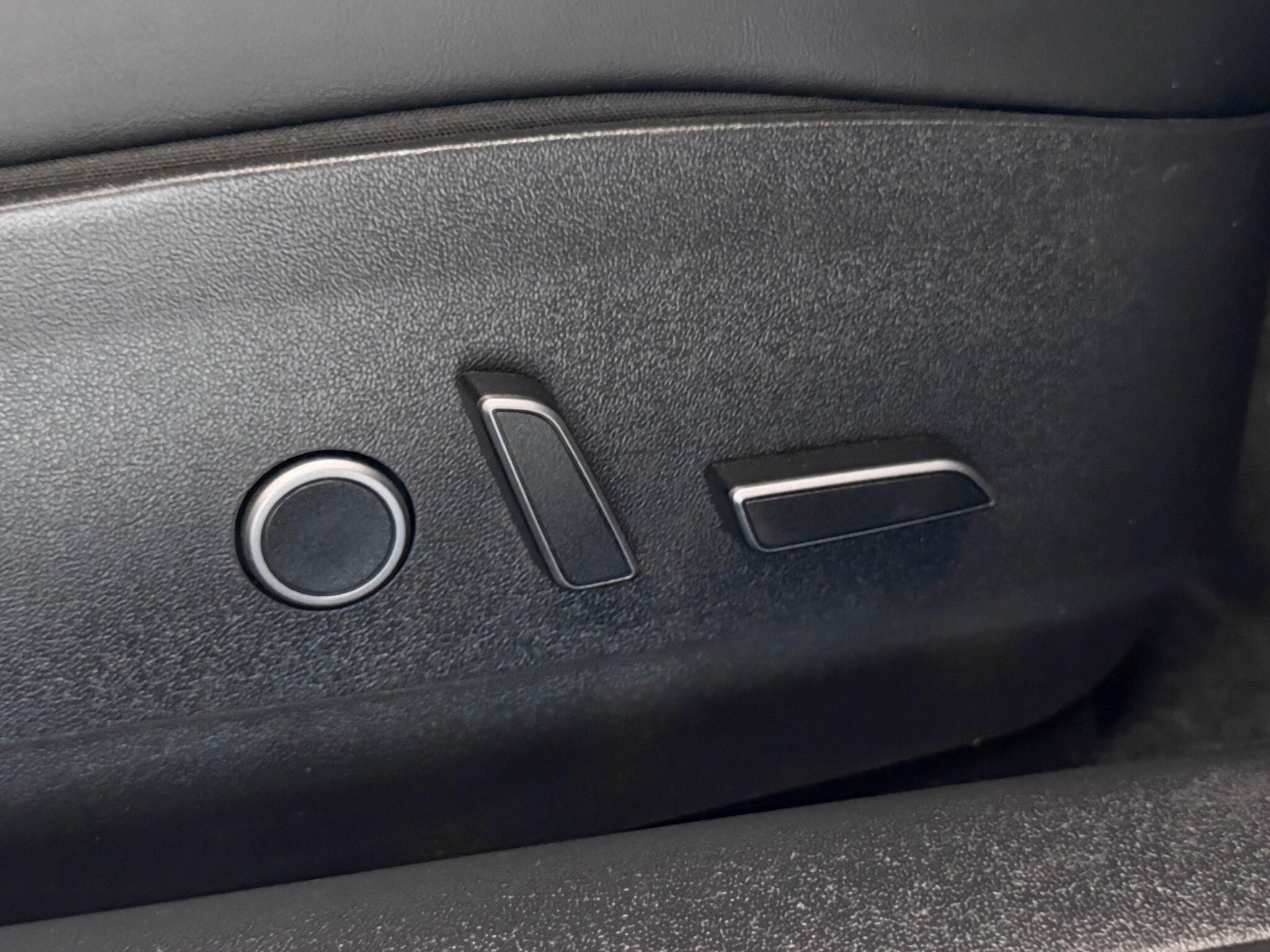Tesla Model 3 view 17