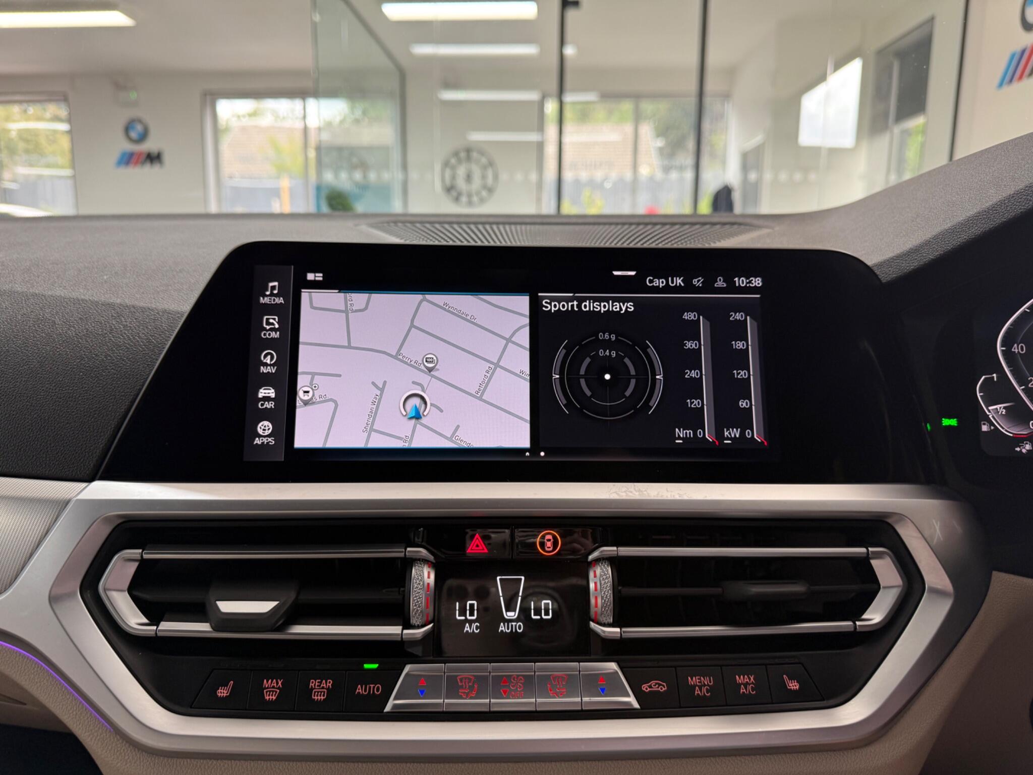 BMW 3 Series view 15