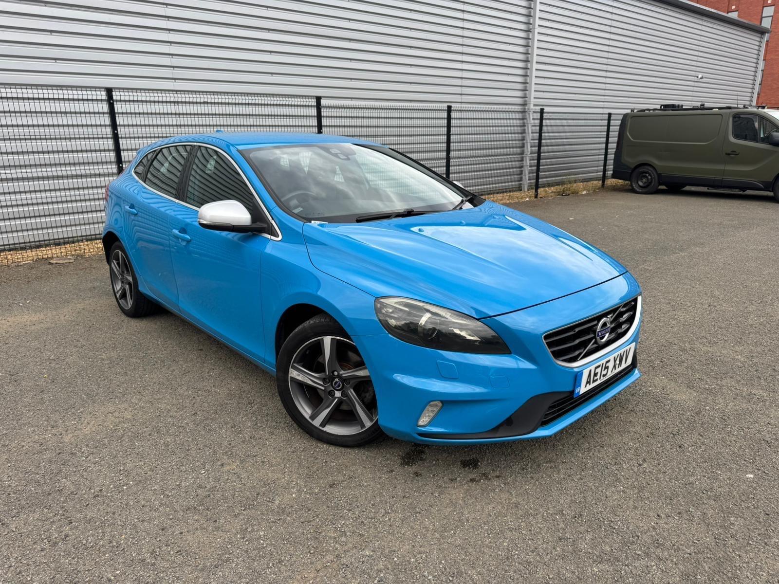 Volvo V40 main image