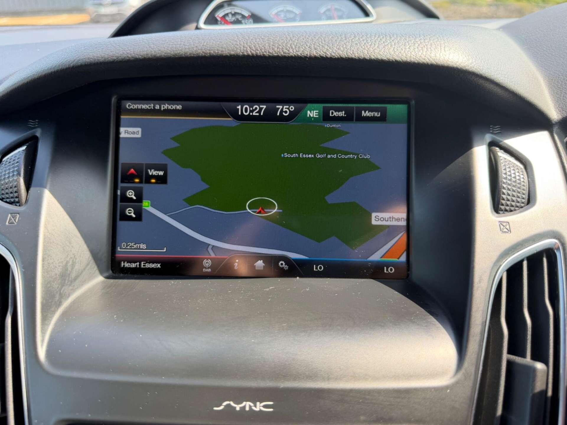 Ford Focus view 20